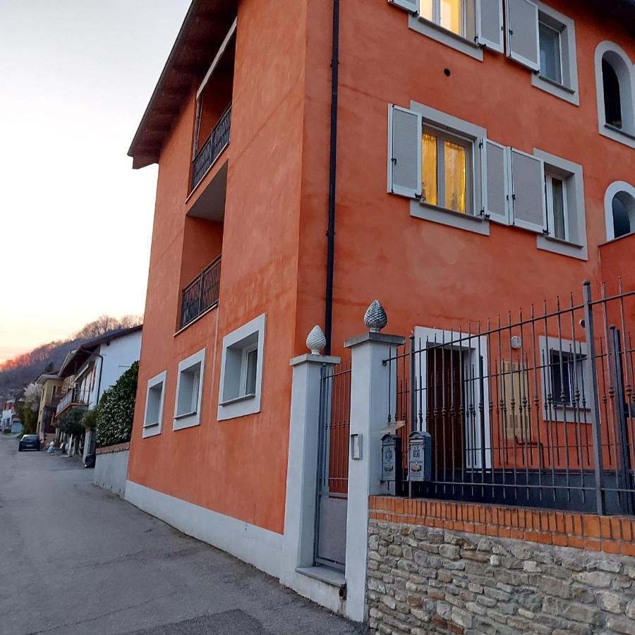 Grape'S Home Canelli Bagian luar foto