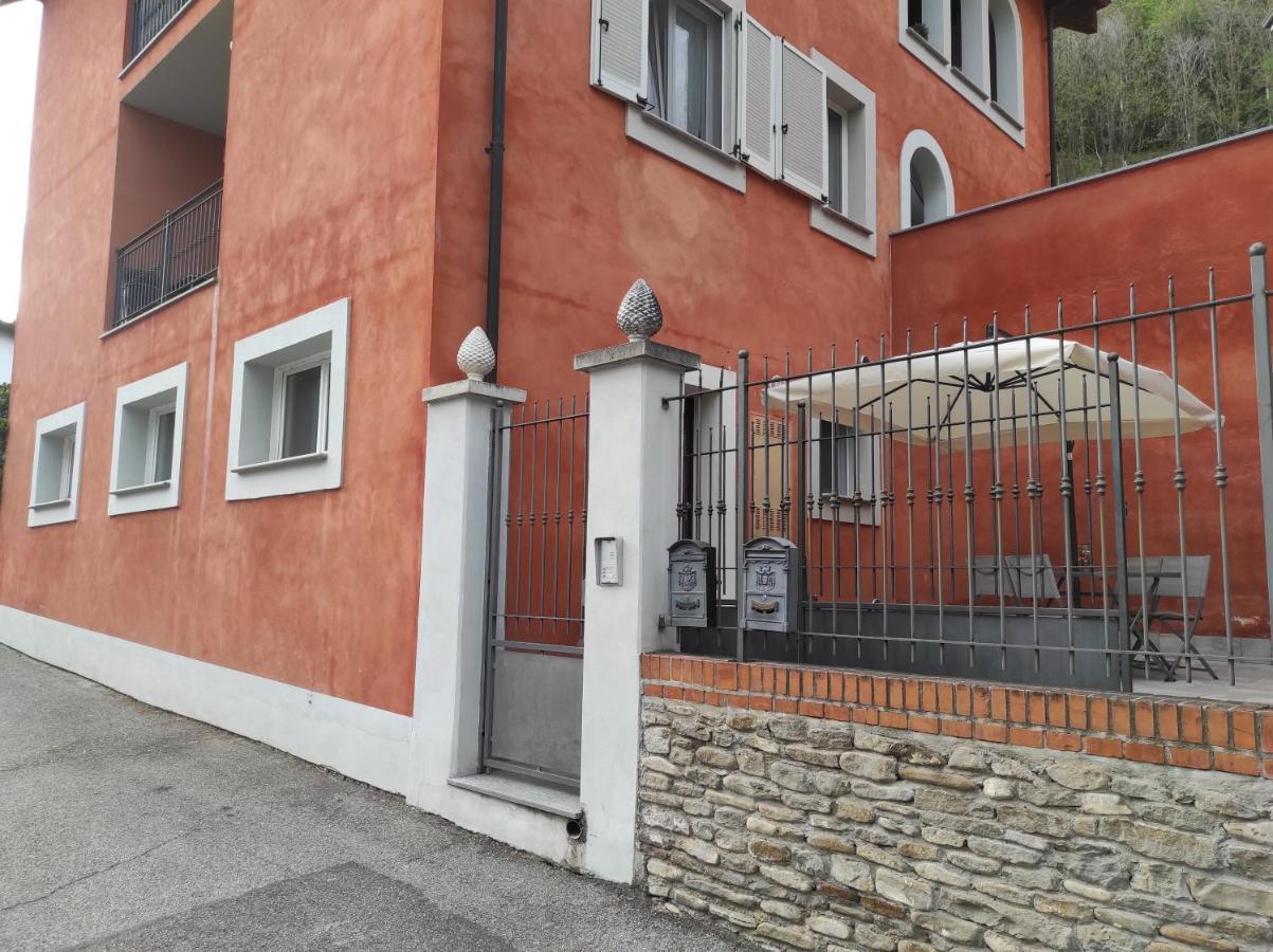 Grape'S Home Canelli Bagian luar foto